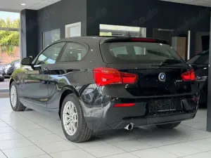 BMW 116 1 Limousine 3-trg. 116 d Advantage*PARK-ASSI Bild 4