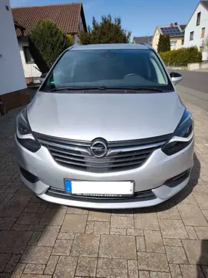 Opel Zafira Tourer Opel Zafira Innovation 1.6 Direct Injection Turbo Automatik/LED/AHK