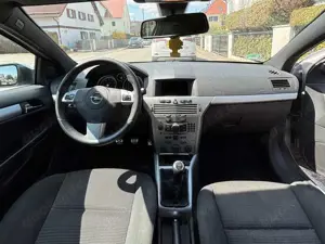 Opel Astra Bild 4