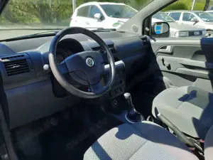 Volkswagen Fox Bild 5