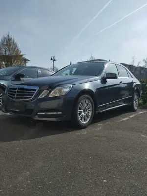 Mercedes-Benz E 200 Avantgarde