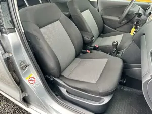 Volkswagen Polo V Trendline Klima*SHZ*PDC*Tempom.Apple CarP Bild 5
