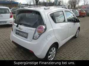 Chevrolet Spark Bild 3