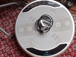 Vibrationsplatte slim hse24 