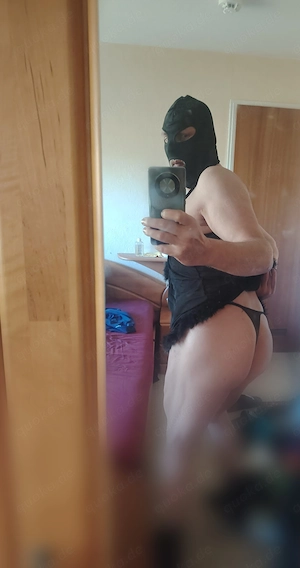 Stelle anonym meinen Hintern zur Verfügung 