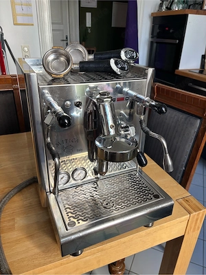 Bezzera Mitica Top MN (2018)   defekt   Bastler   geht an