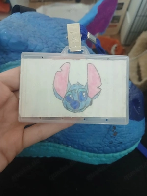 Dinomaske und das ist Stitch