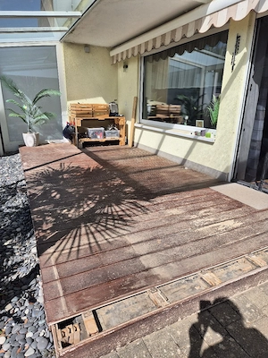 Terassendielen zu verschenken 