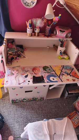 Wickeltisch   Schreibtisch 