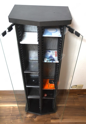Schwarzer CD-Turm mit Glästüren, sehr guter Zustand, ohne Inhalt Bild 5