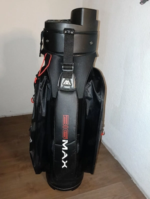 Big Max Aqua Silencio 4 Cartbag. 
