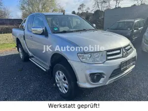 Mitsubishi L200 Invite Club Cab 4WD //  KLIMA // AHK
