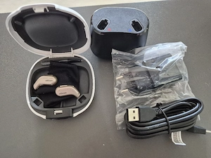1 Paar nagelneue Oticon Intent 1 miniRITE R-Akku + Ladestation + Aufbewahrungsbox= Gerne Abholung ! 