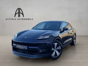 Porsche Macan 4 SurroundView ACC Bose CarPlay SportSound
