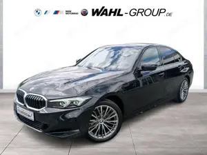 BMW 320 i LC PLUS AHK SPORTSITZE 18"-LM GRA PARKASSIST HIF