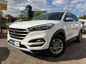 Hyundai TUCSON blue 2WD/Kamera/