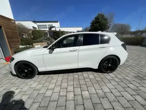 BMW 120 120d Sport-Aut.