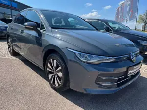 Volkswagen Golf VIII Lim. 1.5 eTSI 110 kW Goal Edition