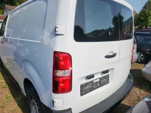 Citroen Jumpy Business M (L2) Bild 4