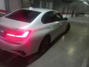 BMW 320 320d xDrive Aut. M Sport Bild 5