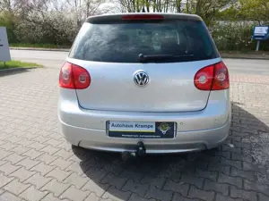 Volkswagen Golf V 1,4 United Klima SHZ AHK PDC Bild 5