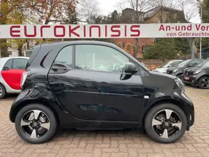 smart forTwo fortwo EQ 60kW*EXCL*NAVI*JBL*PTS*KAM*22kW