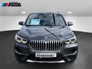 BMW X1 xDrive20d  xLine DAB LED RFK Navi Tempomat Bild 2