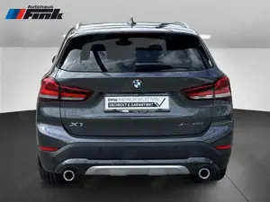 BMW X1 xDrive20d  xLine DAB LED RFK Navi Tempomat Bild 5