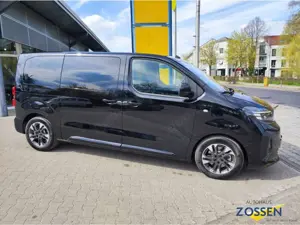 Opel Zafira Life Zugvorrichtung + Navi + 8 Sitzplätze