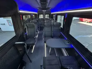 Mercedes-Benz Sprinter SPRINTER 417 VIP TABLE HEIZUNG 16+1SITZE SOFORT