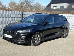 Ford Focus Turnier ST-Line X *TOP Zustand*