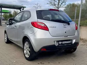 Mazda 2 Lim. 1.3 Independence Sport+TÜV/AU NEU+1. HAND Bild 5