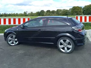 Opel Astra Astra GTC 1.6 Turbo Sport Bild 5