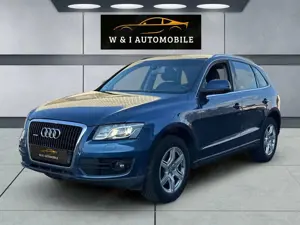 Audi Q5 3.2FSI Quattro *BI-XENON*AHK*LED*KEYLESS*TEMPOMAT*