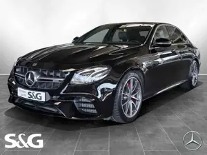 Mercedes-Benz E 63 AMG 4M AMG PANORAMA+AIRMATIC+TOTWINKEL+19" Bild 1
