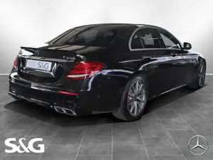 Mercedes-Benz E 63 AMG 4M AMG PANORAMA+AIRMATIC+TOTWINKEL+19" Bild 2