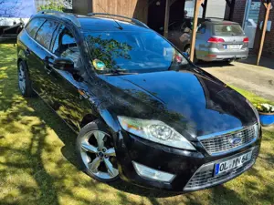 Ford Mondeo Mondeo Turnier Diesel Turnier 2.2 TDCi Black Magic