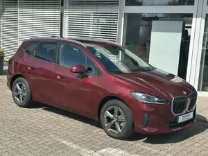 BMW 220 i Active Tourer +adap.LED+PanoD.+Parkassist.+