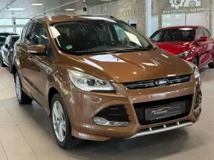Ford Kuga Individual 2,0 TDCi Automatik Kamera AHK Komfort