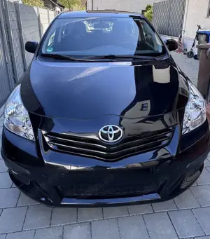 Toyota Verso 2.0 D-4D Edition