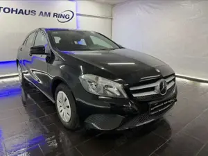 Mercedes-Benz A 180 BlueEfficiency CAMERA SZHZG ABSTANDSWARNER Bild 4