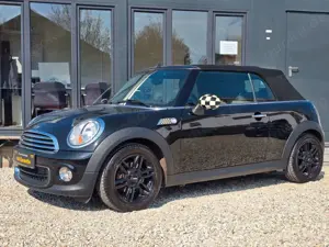 MINI One Cabrio *Navi*PDC*Windschott*SHZ*