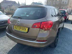 Opel Astra J Sports Tourer*Klima,Temp.,PDC hi., Nr.16 Bild 5