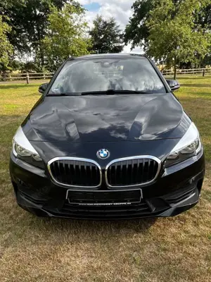 BMW 218 218 i Advantage