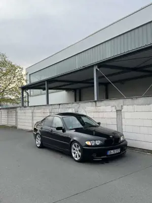 BMW 320 320i