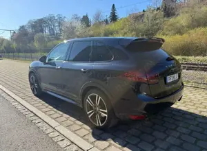 Porsche Cayenne Bild 2