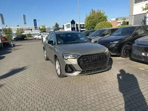 Audi Q3 45 TFSI qu. S line S tronic Navi+Pano+AHK+R-Kam+AC