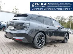 BMW iX M60 M Sport HUD PANO ACC AHK 360°KAM RFK LED Bild 2