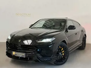 Lamborghini Urus 4,0 V8 ACC Pano 360° HUD BO Massage Luft
