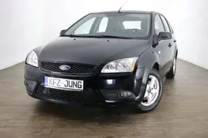 Ford Focus Lim. Style*HU/AU+Service neu*120tkm